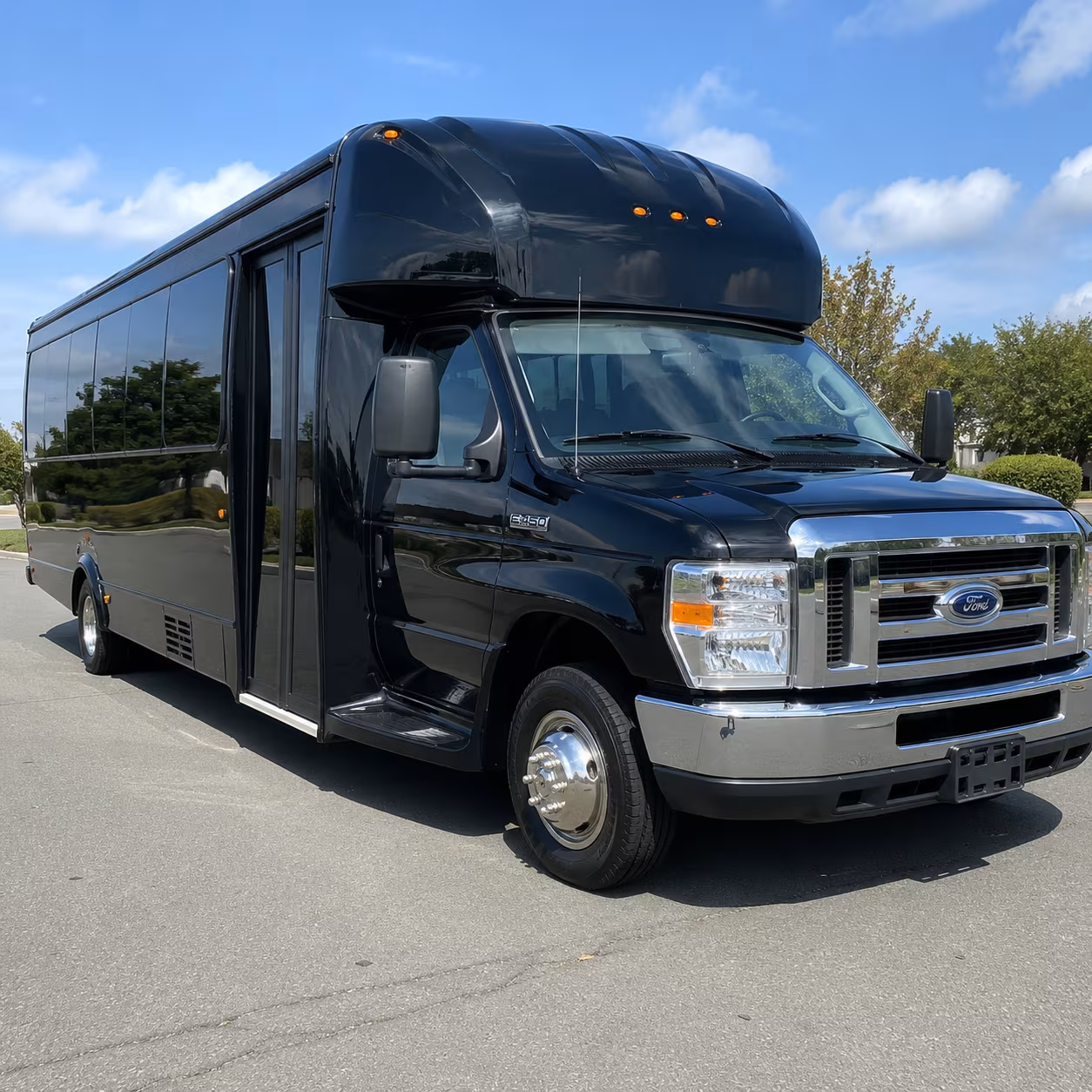 Glendale Birthday, Sweet 16, & Quinceañera Party Bus Rentals