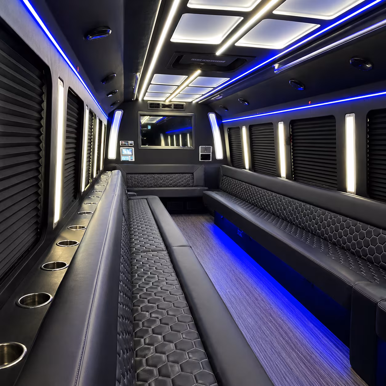 Glendale Birthday, Sweet 16, & Quinceañera Transportation onboard seating