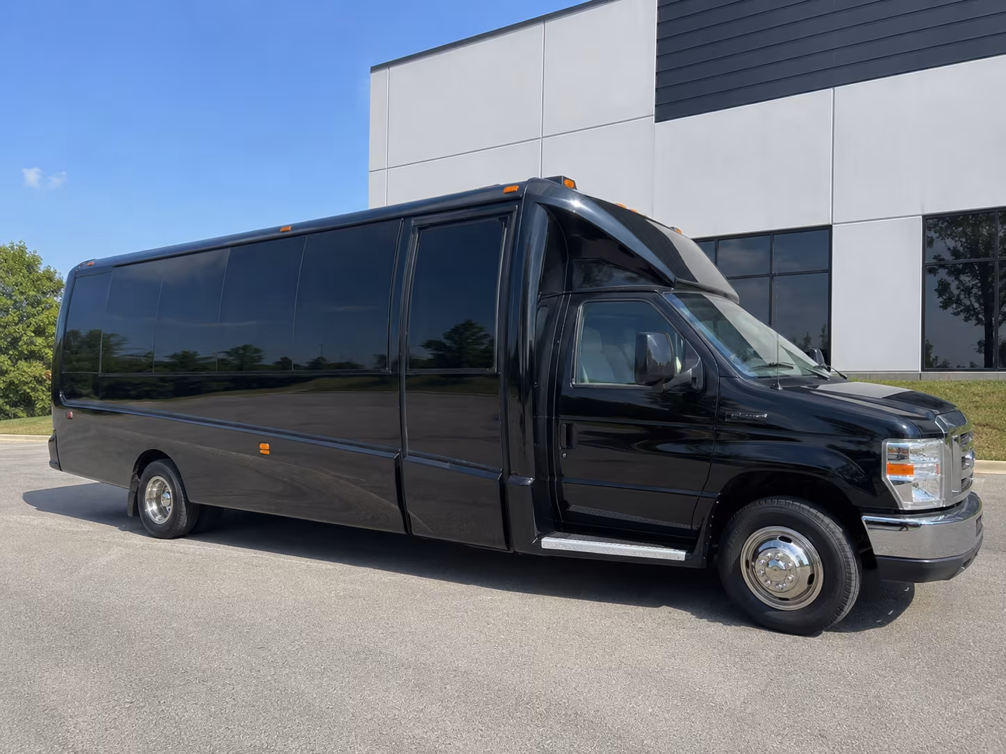 Glendale Sporting Event Transportation party bus exterior