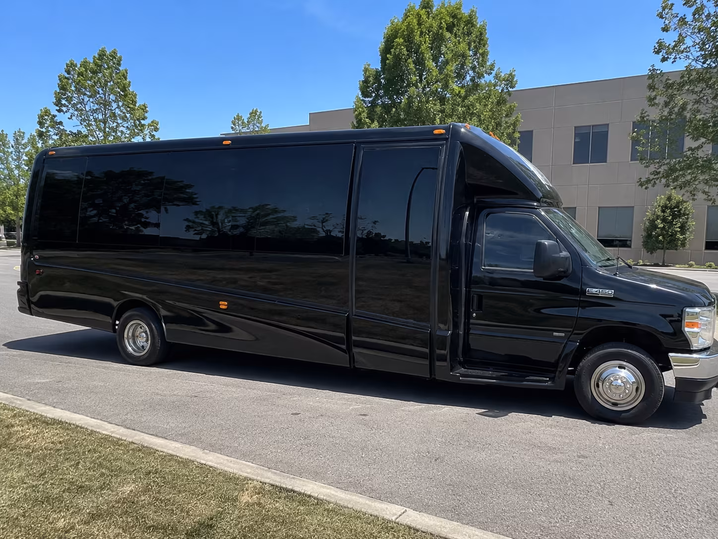Glendale Sporting Event Transportation group transportation