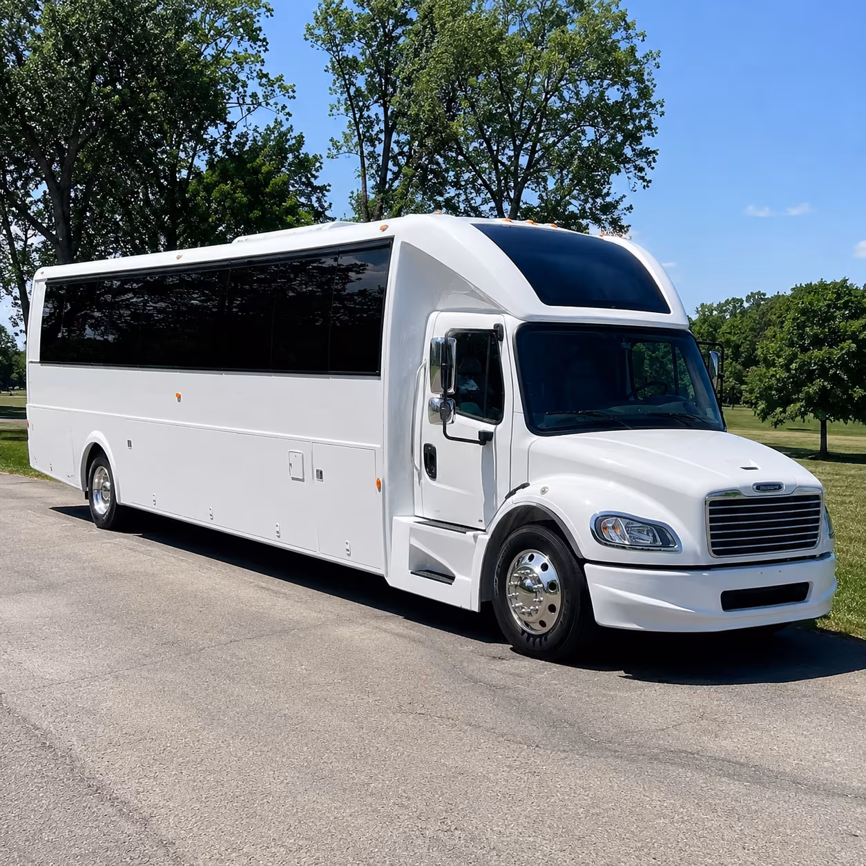 Glendale Winery Tour & Pub Crawl Transportation party bus exterior