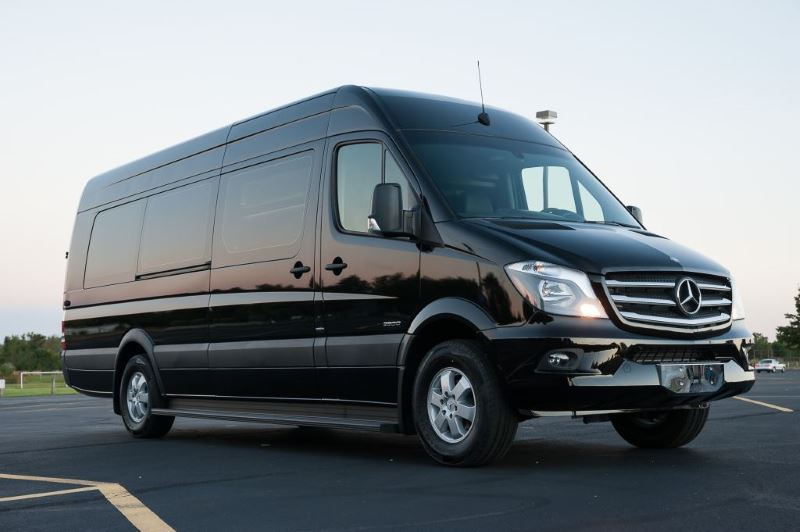 Peoria 18 Passenger Van/Minibus